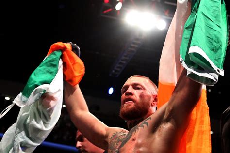 UFC 202 Results: McGregor Gets Majority Decision Over Diaz.